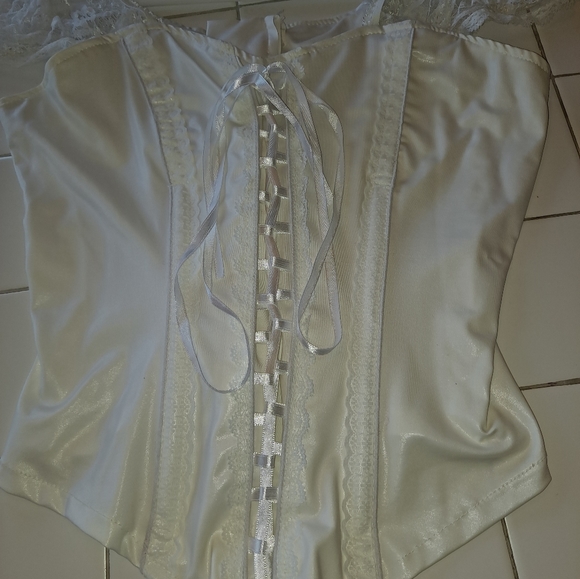 White lace short sleeve corset lace up high low lingerie top y2k shirt - Picture 13 of 14